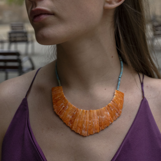 SPONDYLUS  NECKLACE