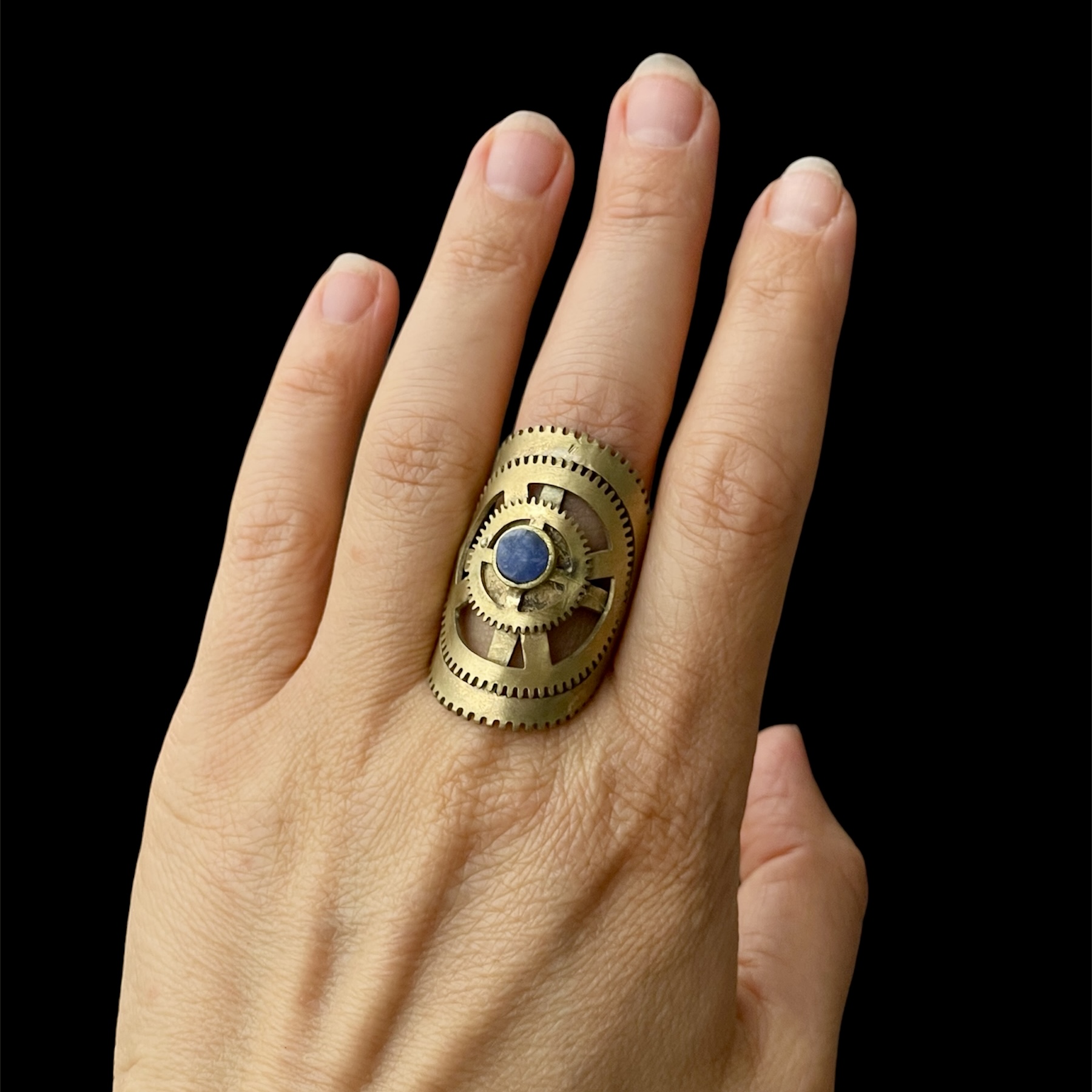 Gear Ring with Lapis Lazuli stone - Image 3