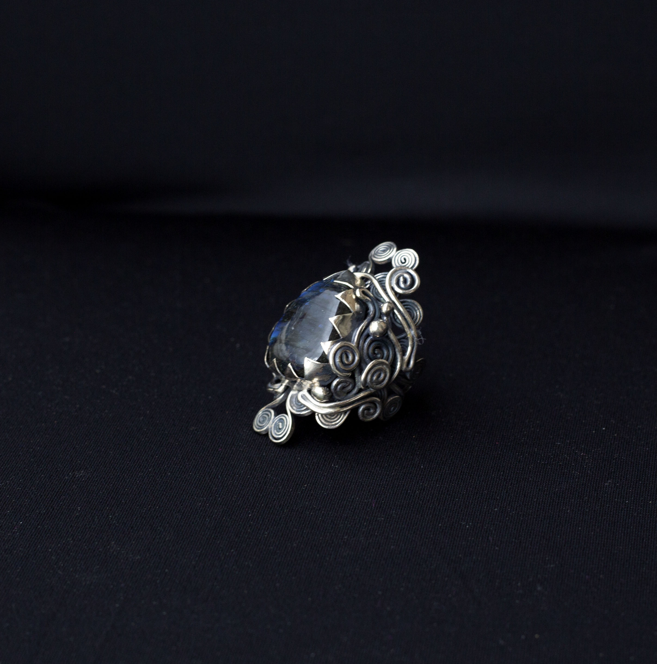 Natural Labradorite Silver Ring model 2 - Image 2