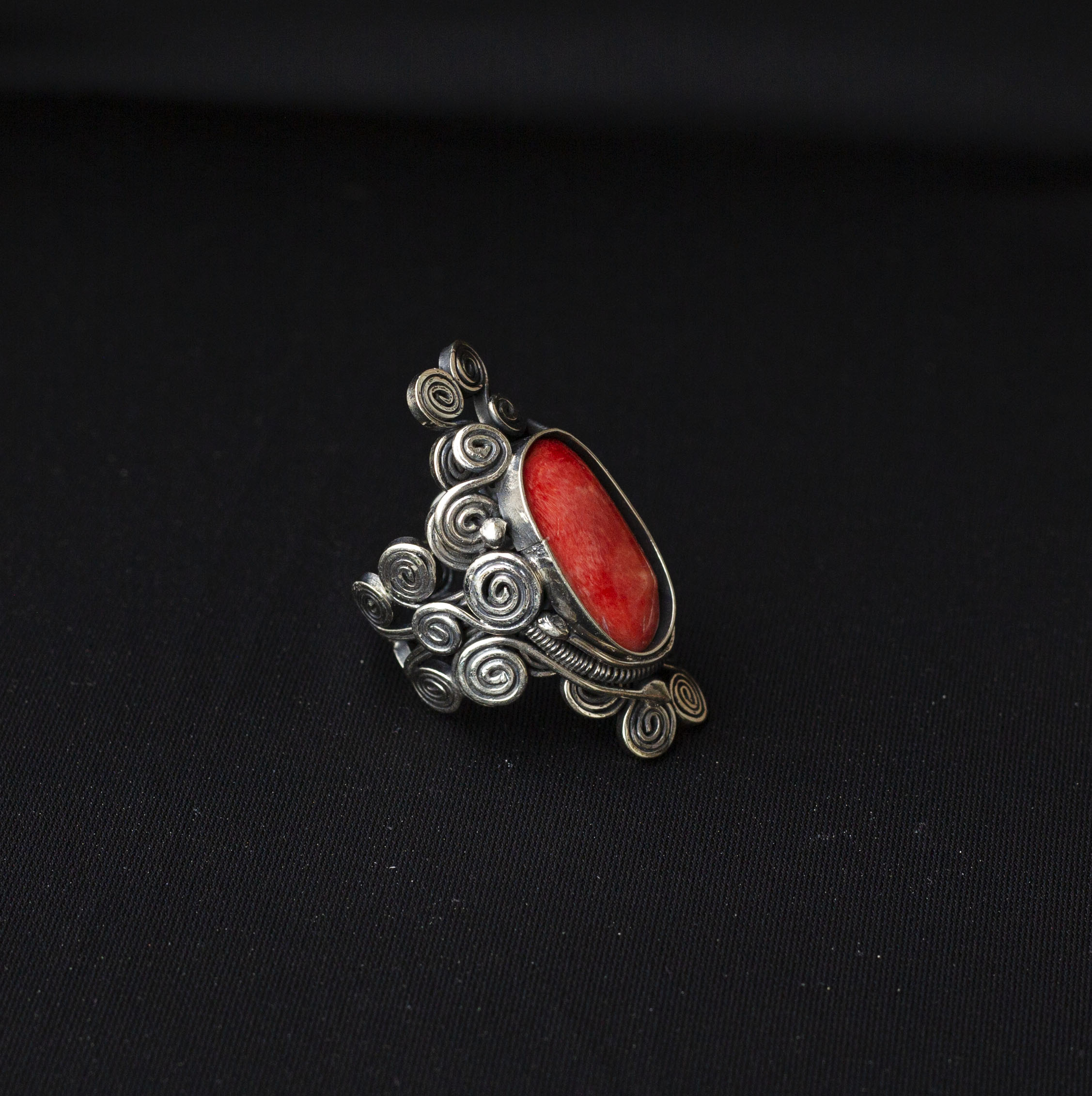 SPONDYLUS Silver Ring - Image 2