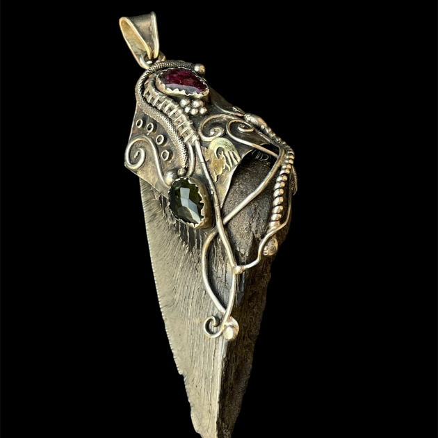 Megalodone Shark tooth sterling silver pendant