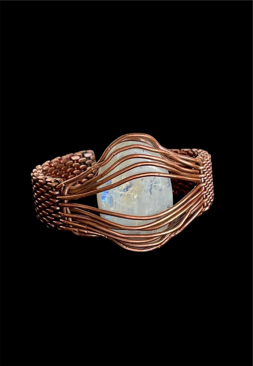 Adjustable copper bracelet with moon stone