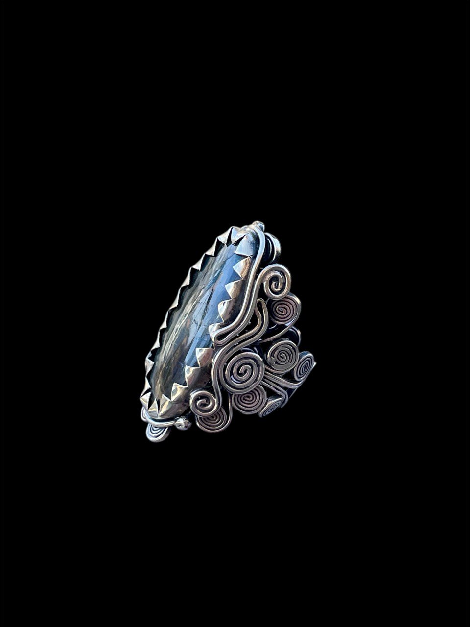 Natural Labradorite Silver Ring - Image 5